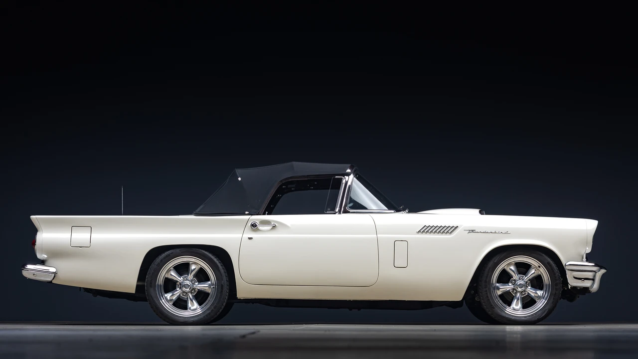 1957 Ford Thunderbird 1st Gen - Image 11 of 31