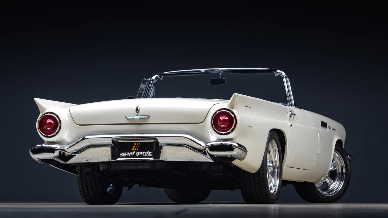 1957 Ford Thunderbird 1st Gen - Image 15 of 31