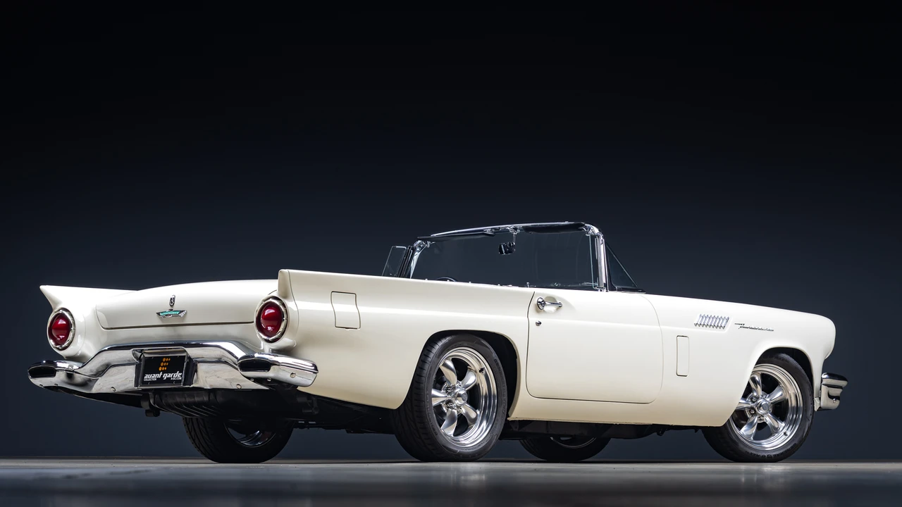 1957 Ford Thunderbird 1st Gen - Image 15 of 31