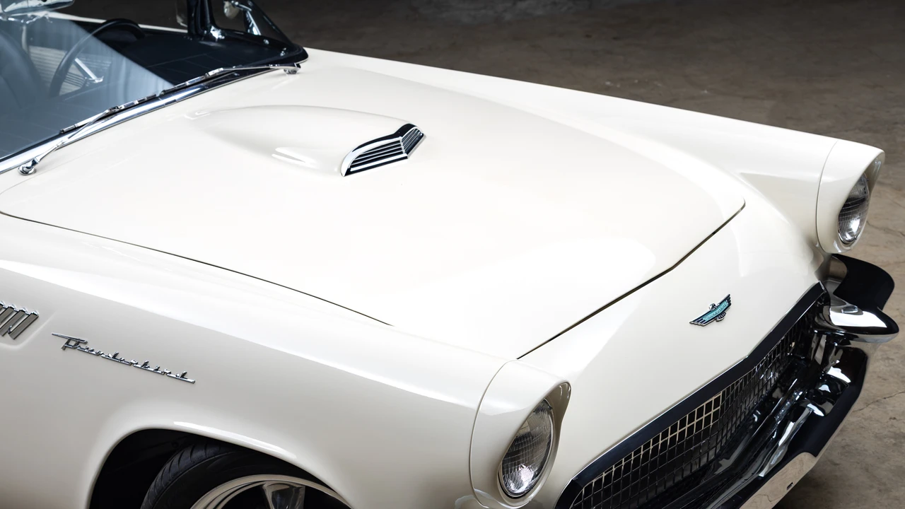 1957 Ford Thunderbird 1st Gen - Image 30 of 31