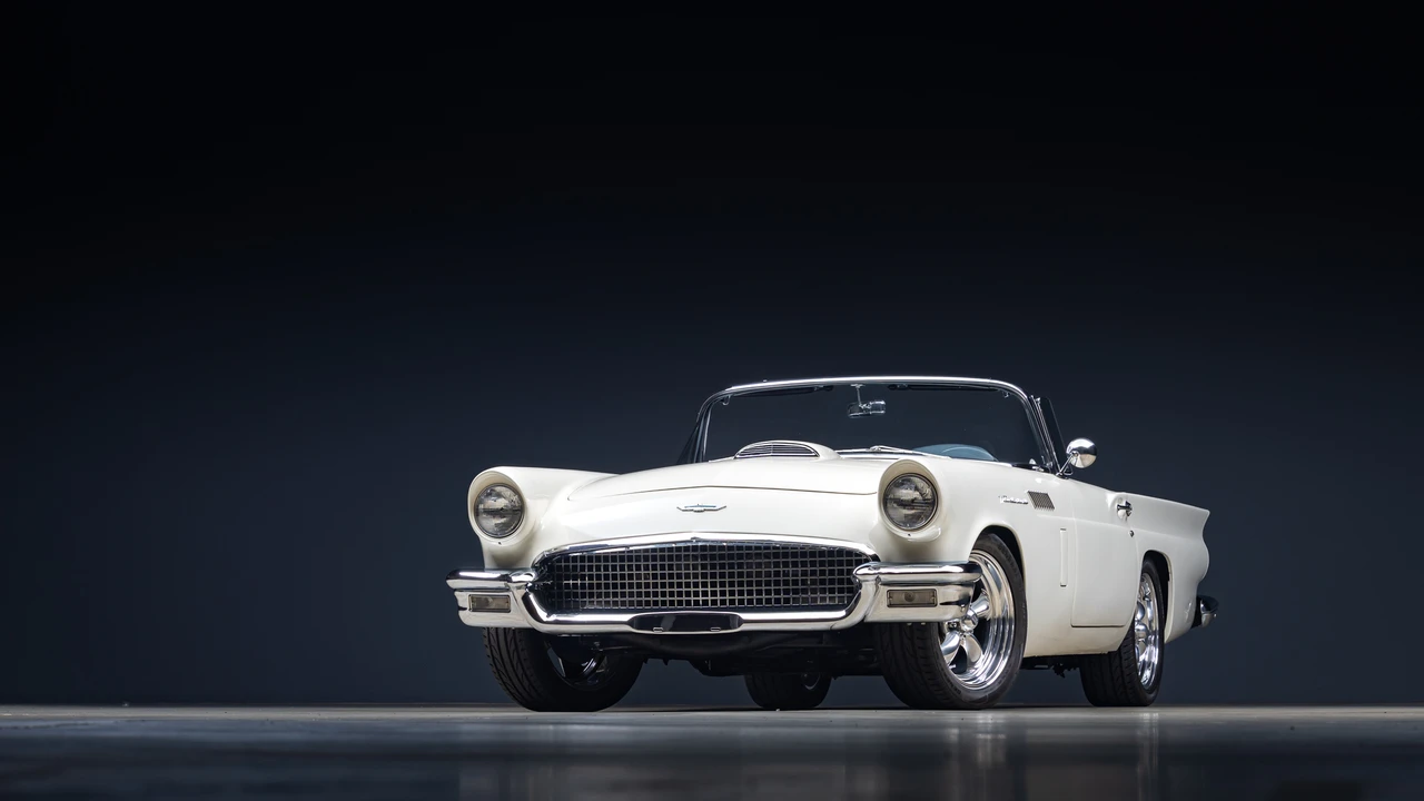 1957 Ford Thunderbird 1st Gen - Image 4 of 31