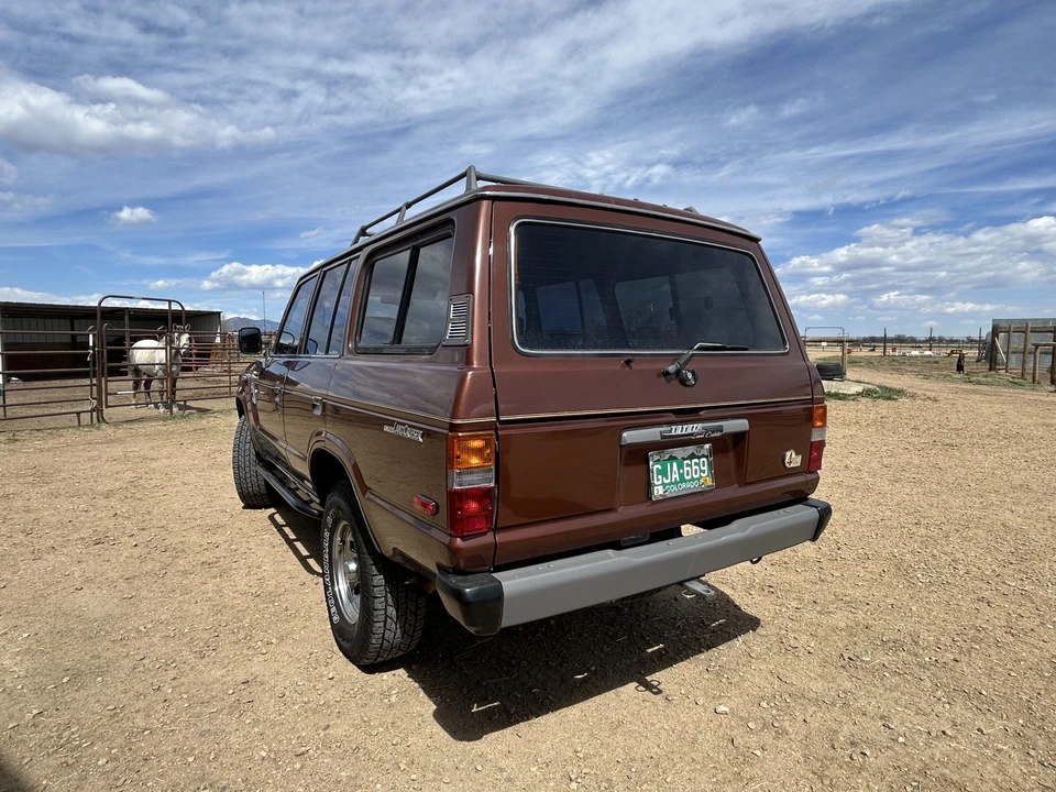 1982 Toyota J60 Land Cruiser - Image 9 of 31