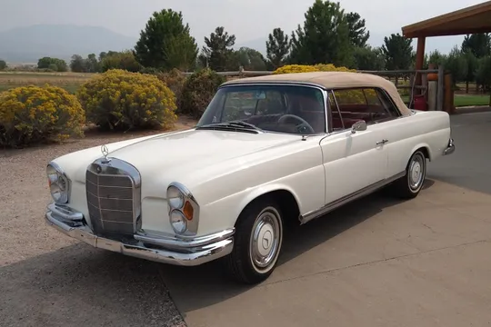 1966 Mercedes-Benz 250SE Cabriolet