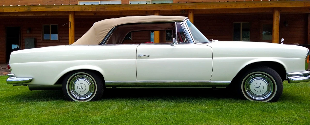1966 Mercedes-Benz W111 Cabriolet - Image 12 of 31