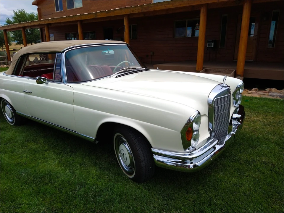 1967 Mercedes-Benz W111 Cabriolet - Image 14 of 31