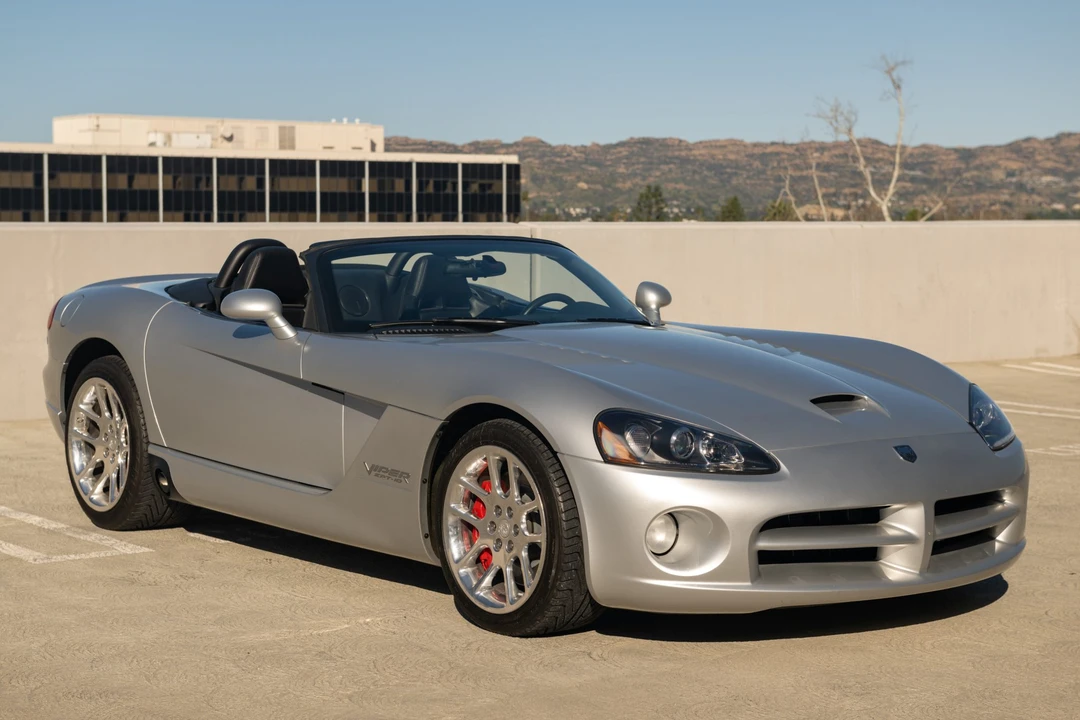 2004 Dodge Viper 3rd Gen - Image 15 of 31