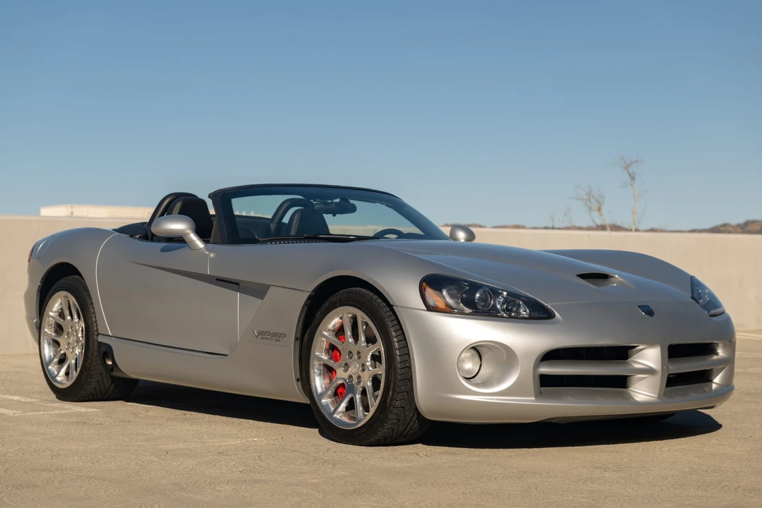 2004 Dodge Viper 3rd Gen - Image 16 of 31