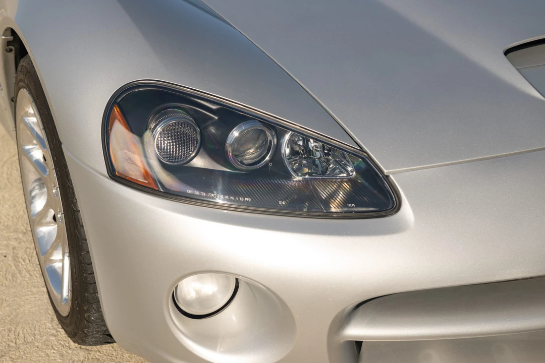2004 Dodge Viper 3rd Gen - Image 30 of 31