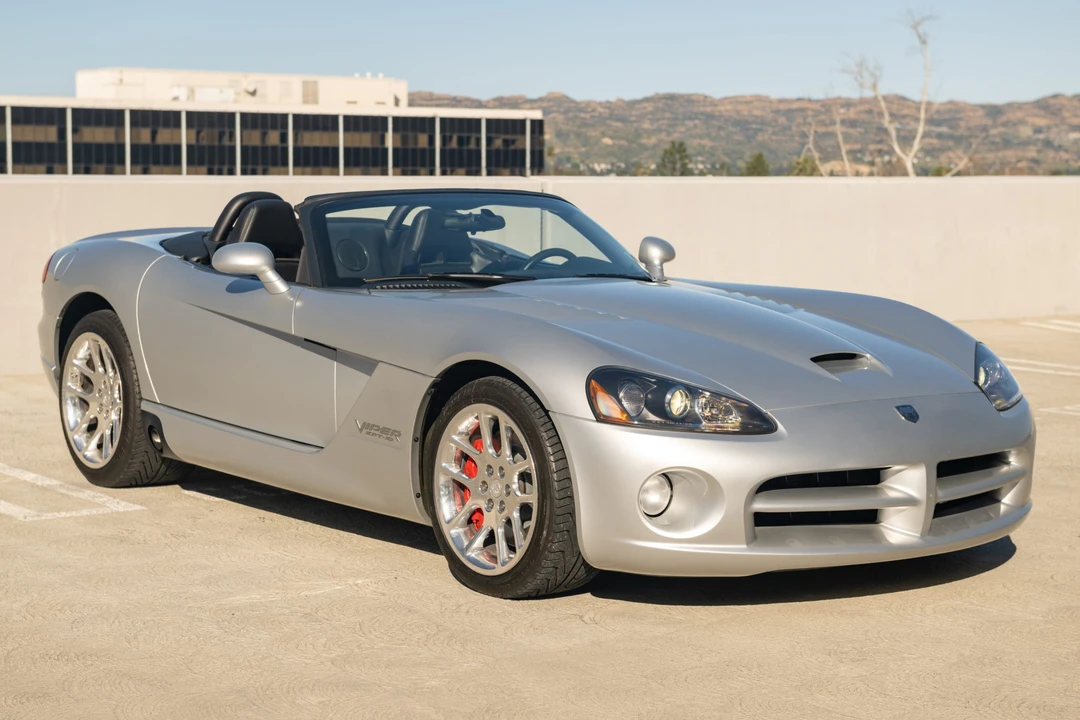 2004 Dodge Viper 3rd Gen - Image 14 of 31