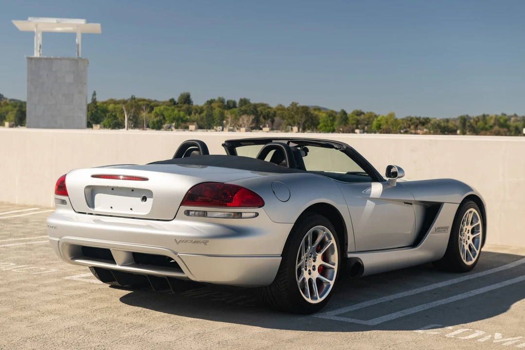 2004 Dodge Viper 3rd Gen - Image 11 of 31