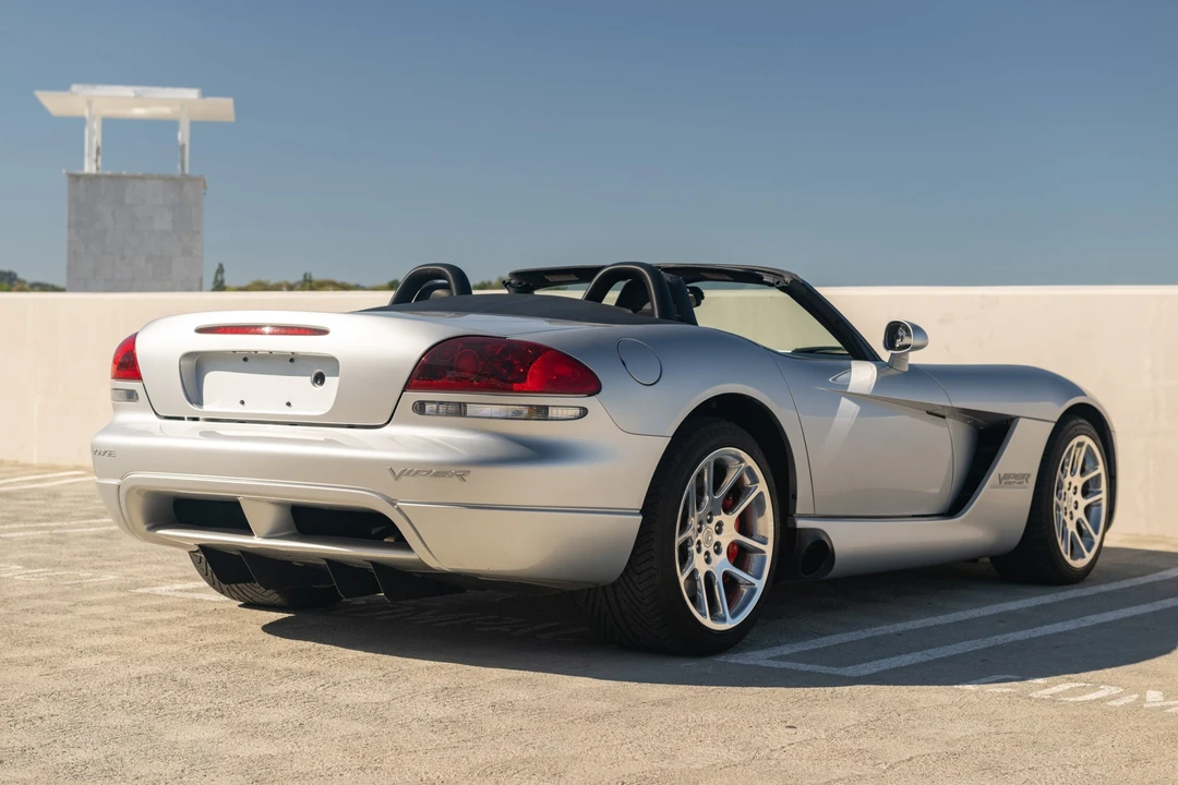 2004 Dodge Viper 3rd Gen - Image 12 of 31