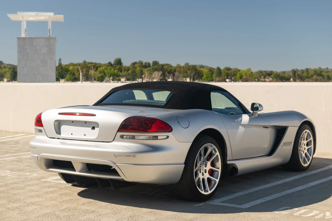2004 Dodge Viper 3rd Gen - Image 26 of 31