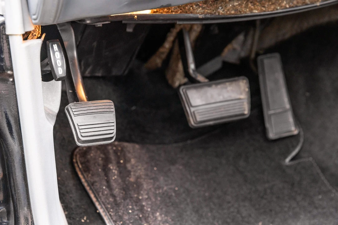 1987 Buick Grand National - Image 29 of 31