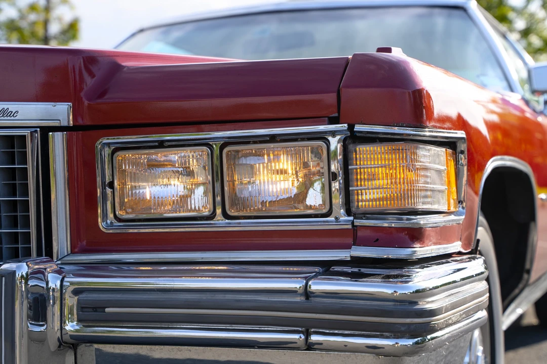 1976 Cadillac DeVille 4th Gen - Image 14 of 31