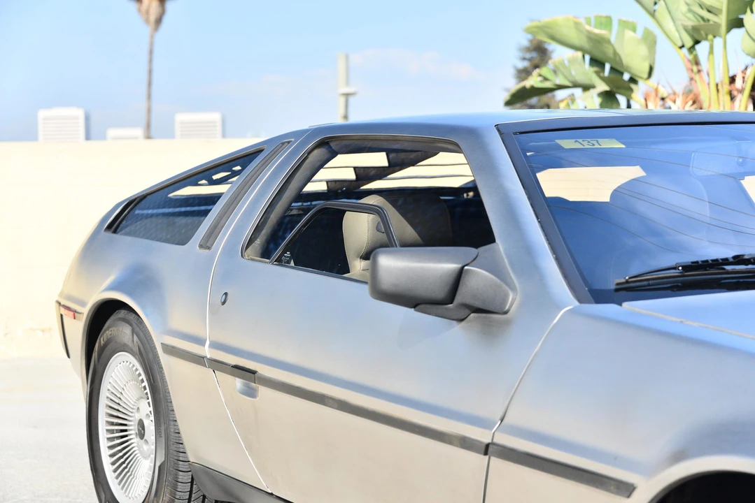 1982 DeLorean DMC-12 - Image 24 of 31