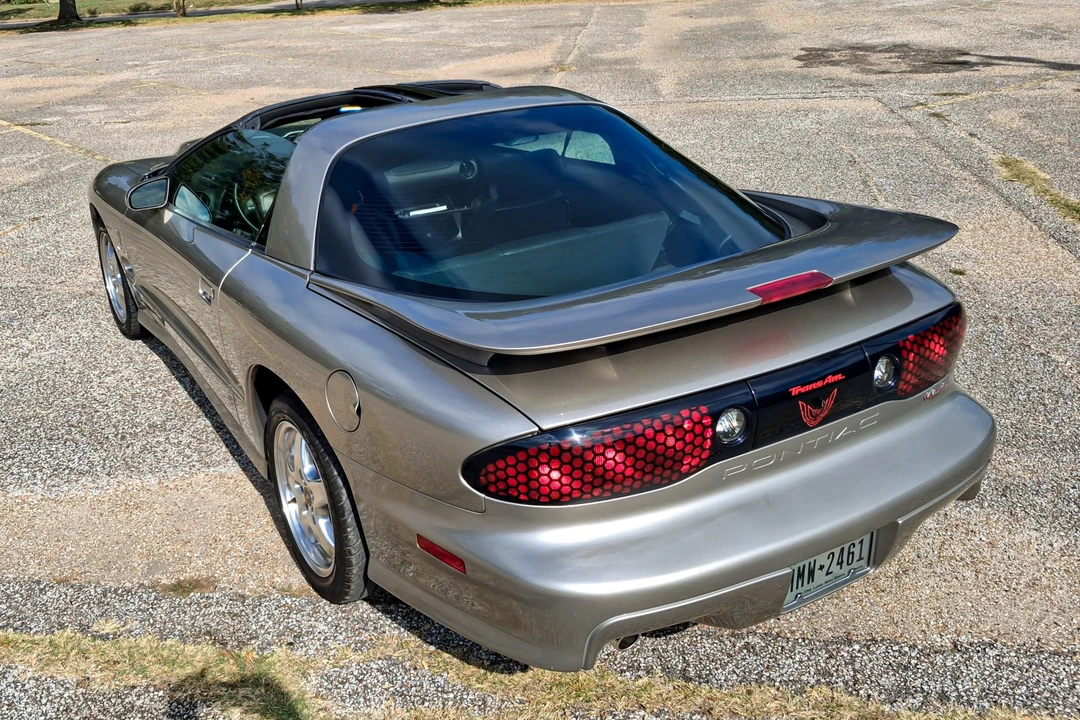 2002 Pontiac Firebird Trans Am 4th Gen - Image 17 of 31