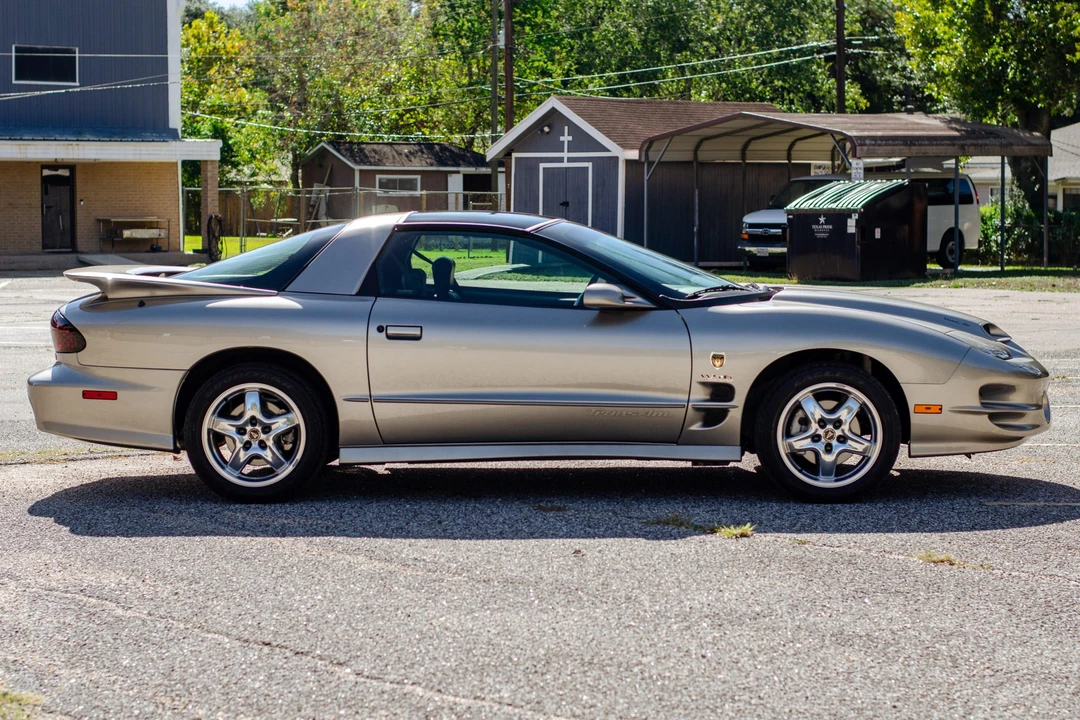 2002 Pontiac Firebird Trans Am 4th Gen - Image 9 of 31