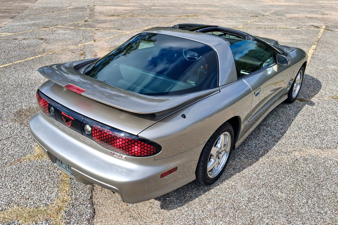 2002 Pontiac Firebird Trans Am 4th Gen - Image 11 of 31