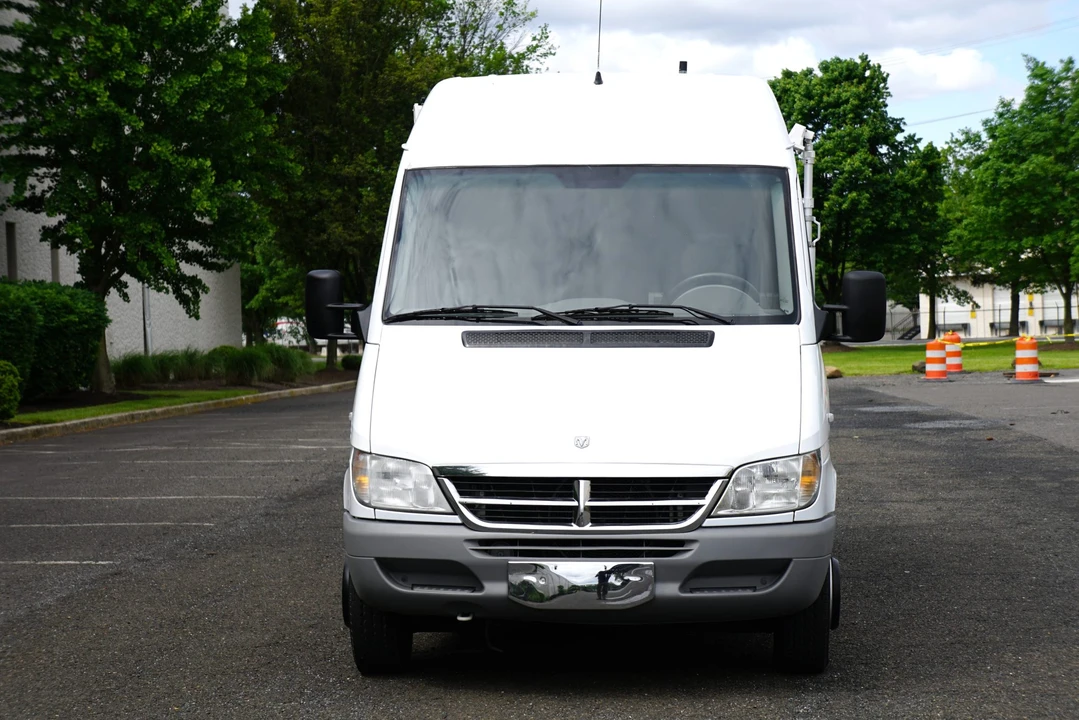 2005 Mercedes-Benz T1N Sprinter - Image 12 of 31