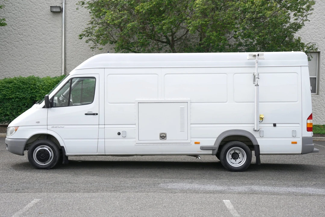 2005 Mercedes-Benz T1N Sprinter - Image 3 of 31