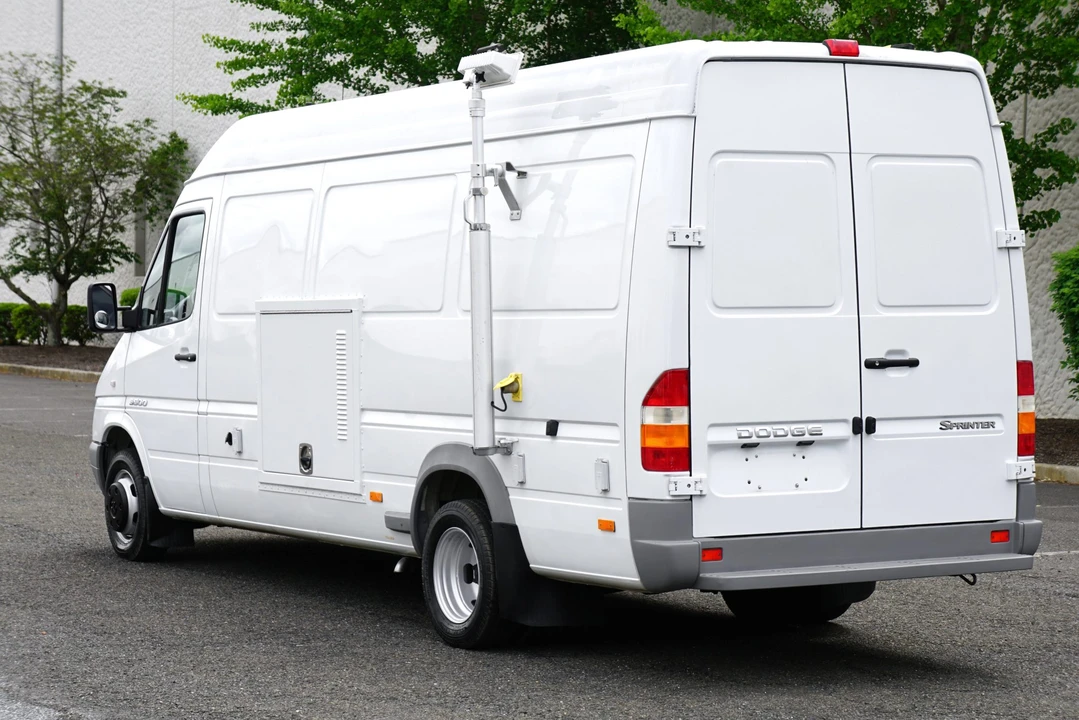 2005 Mercedes-Benz T1N Sprinter - Image 5 of 31