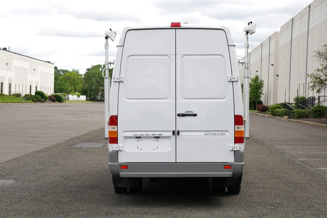 2005 Mercedes-Benz T1N Sprinter - Image 6 of 31