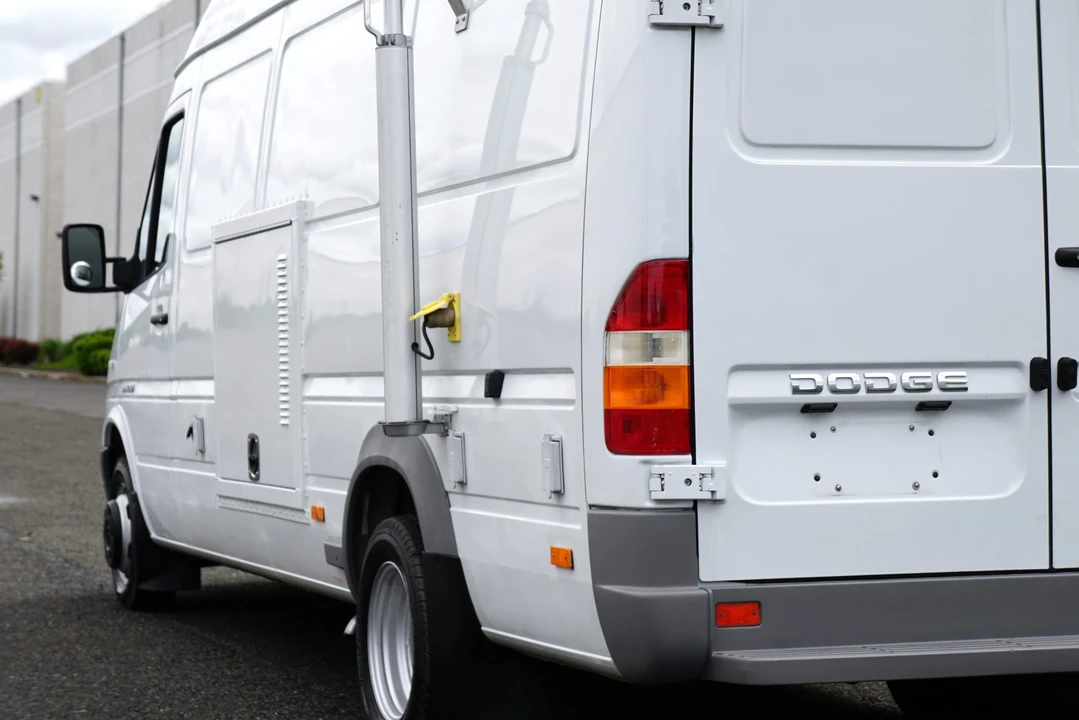 2005 Mercedes-Benz T1N Sprinter - Image 15 of 31