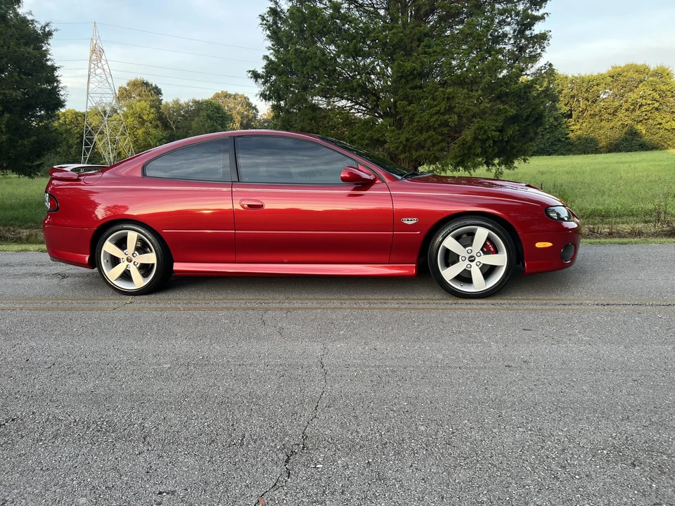 2006 Pontiac GTO 4th Gen - Image 12 of 31