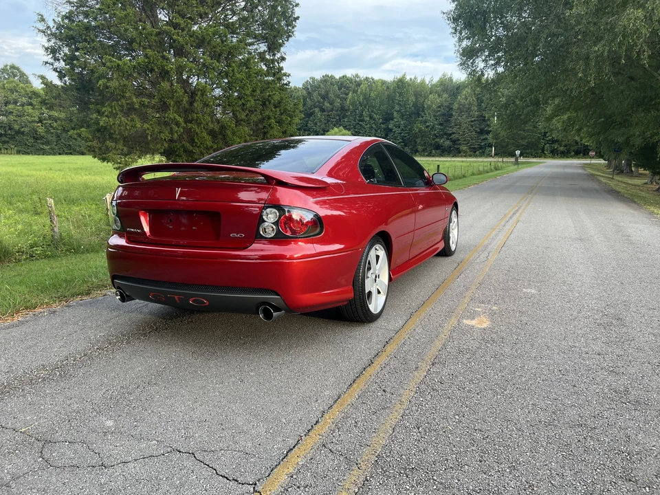 2006 Pontiac GTO 4th Gen - Image 11 of 31