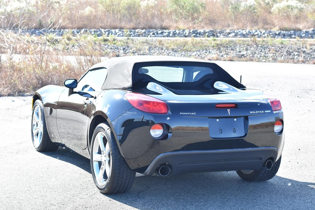 2007 Pontiac Solstice GXP - Image 22 of 31