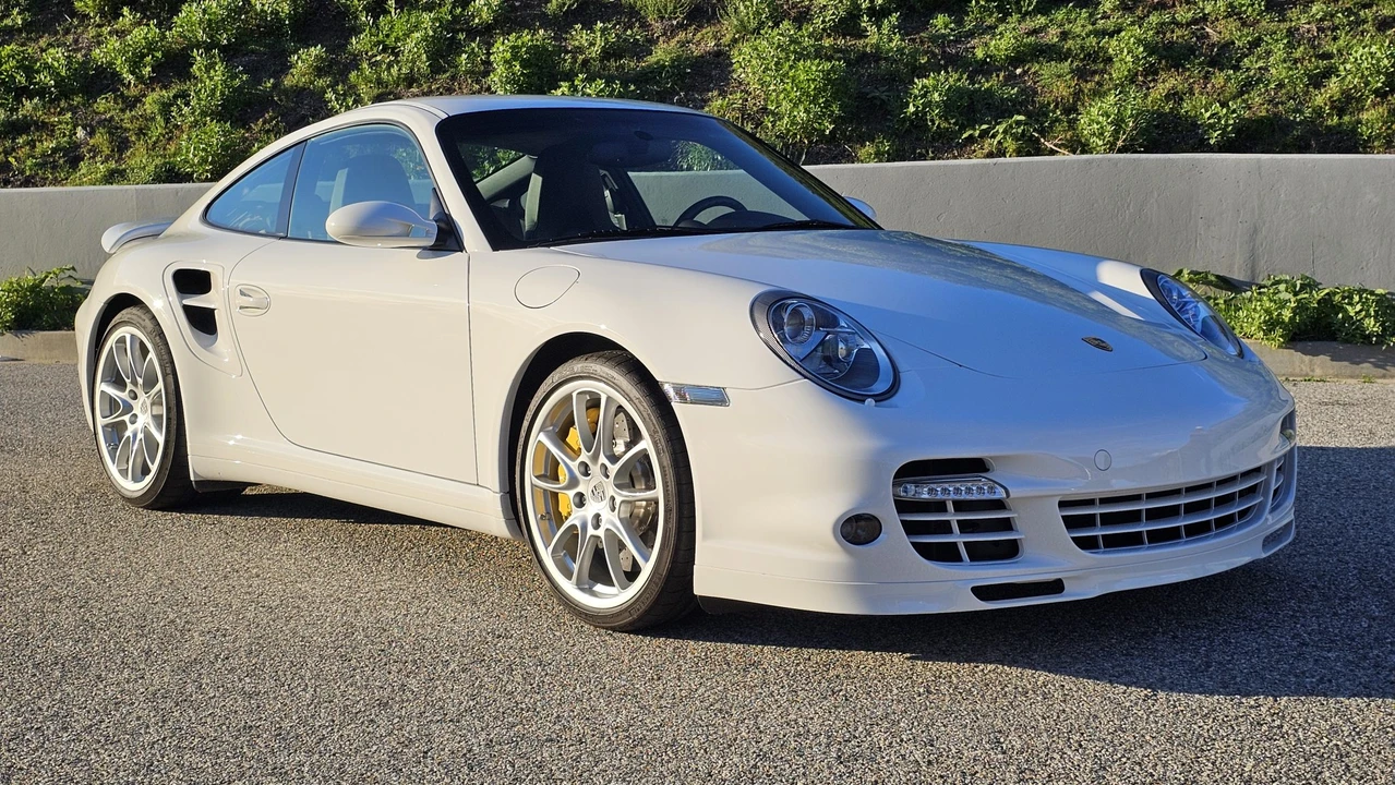 2007 Porsche 997 Turbo - Image 5 of 31