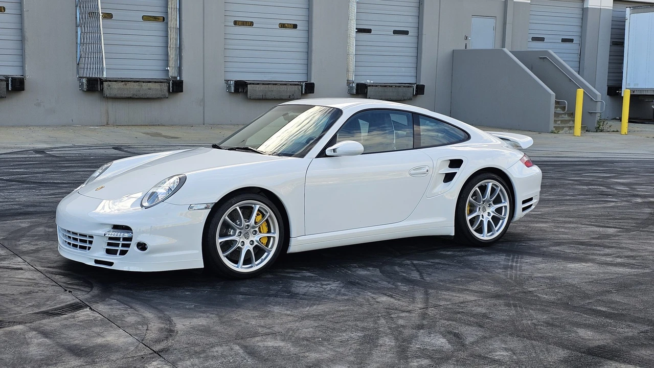 2007 Porsche 997 Turbo - Image 23 of 31
