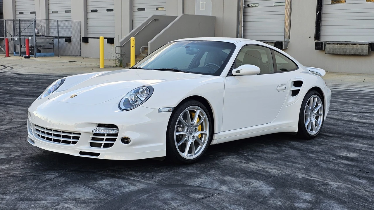 2007 Porsche 997 Turbo - Image 24 of 31
