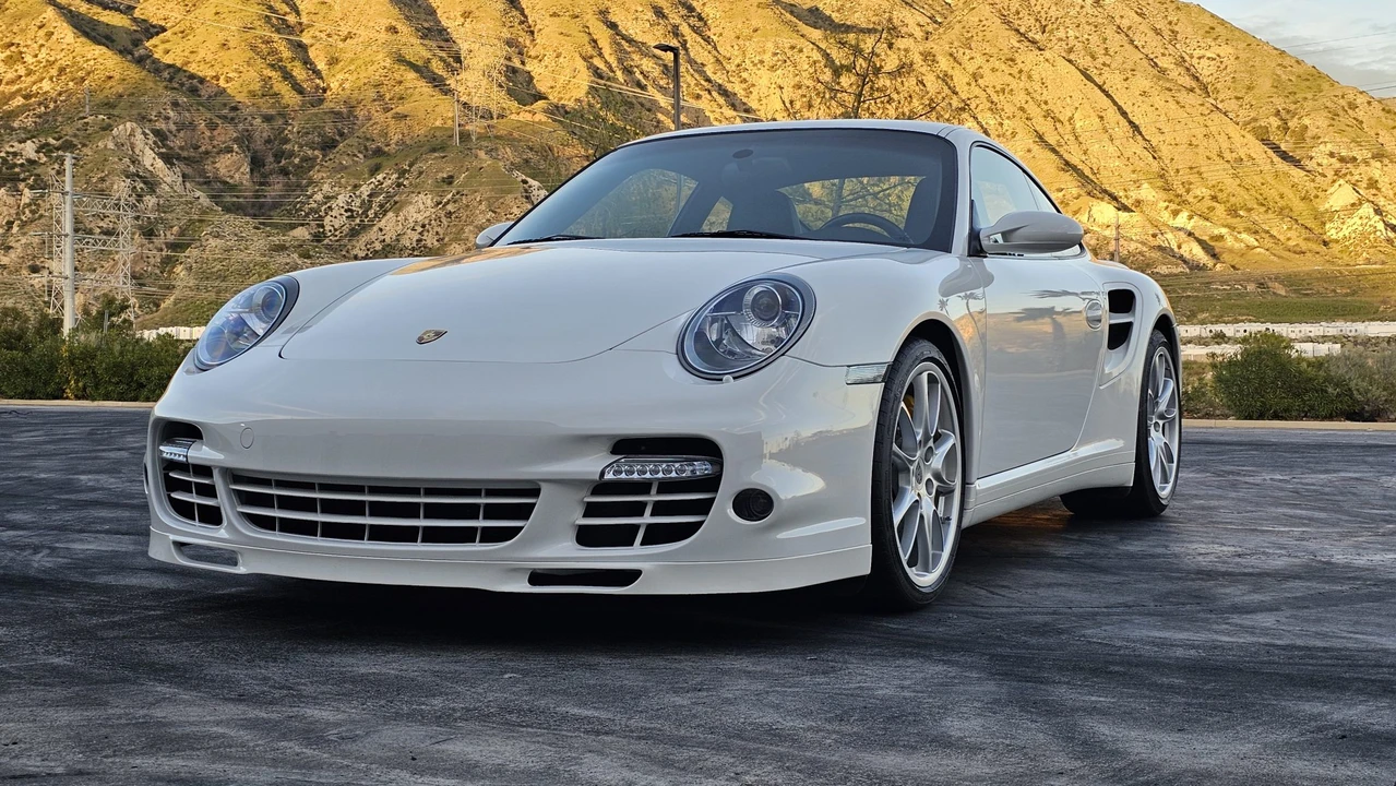 2007 Porsche 997 Turbo - Image 13 of 31