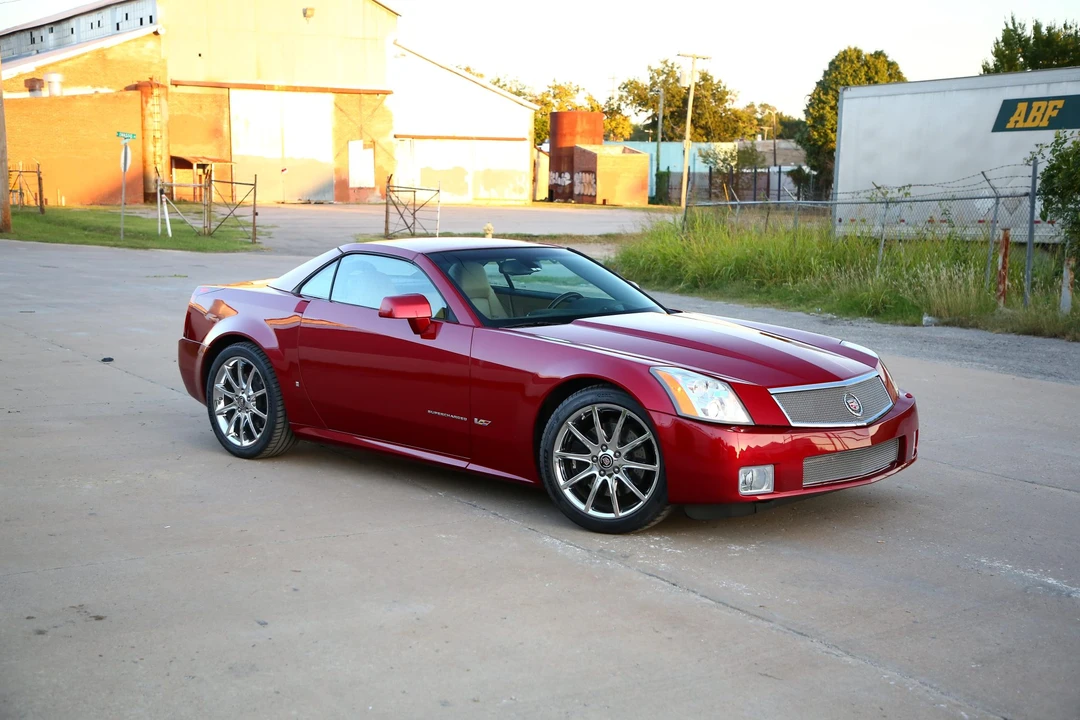 2008 Cadillac XLR-V - Image 20 of 31