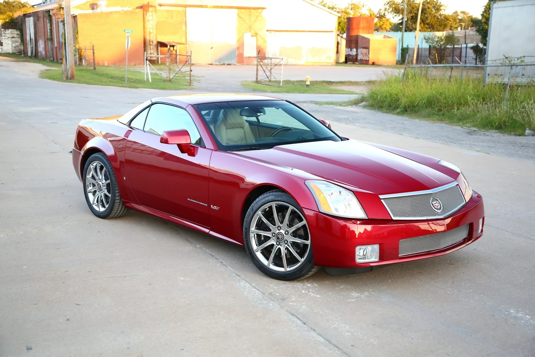 2008 Cadillac XLR-V - Image 26 of 31