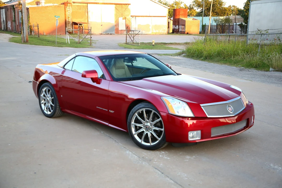 2008 Cadillac XLR-V - Image 27 of 31