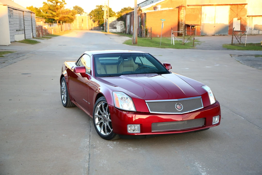 2008 Cadillac XLR-V - Image 31 of 31