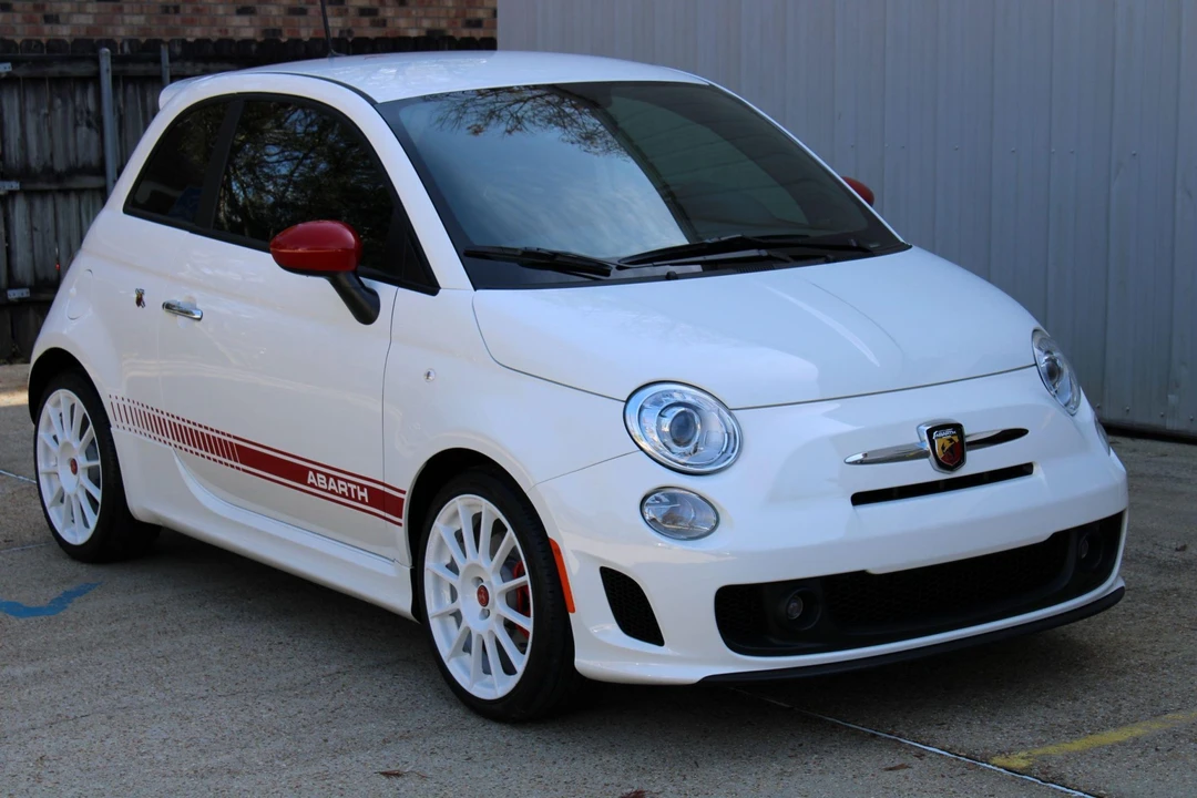 2012 Fiat Abarth 500 - Image 13 of 31