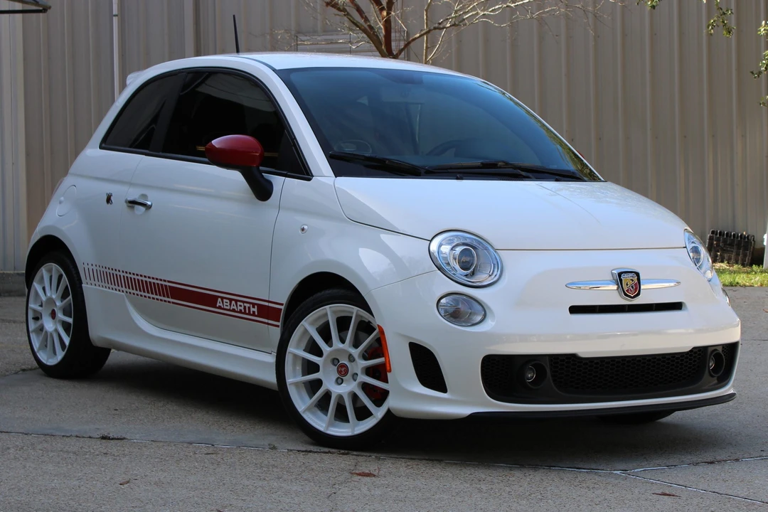 2012 Fiat Abarth 500 - Image 11 of 31