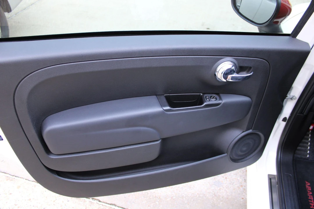 2012 Fiat Abarth 500 - Image 29 of 31