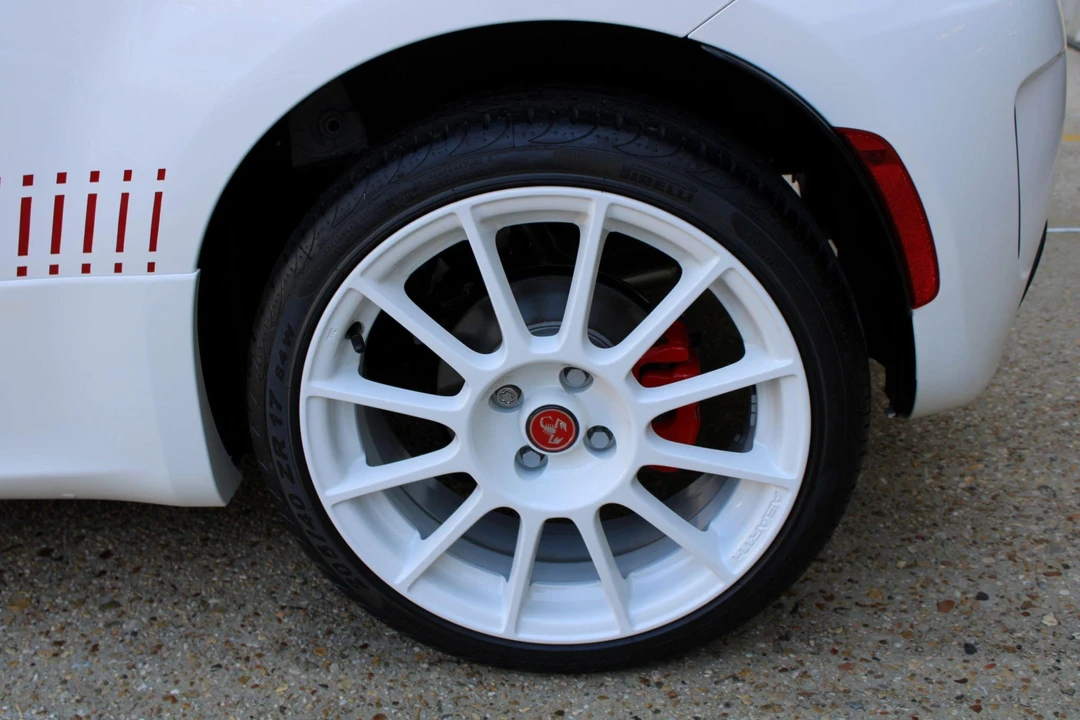 2012 Fiat Abarth 500 - Image 23 of 31
