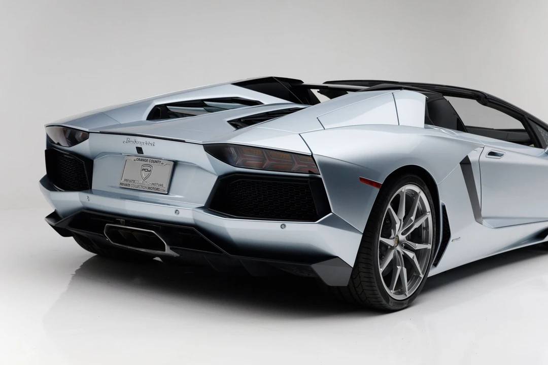 2013 Lamborghini Aventador LP700-4 - Image 31 of 31