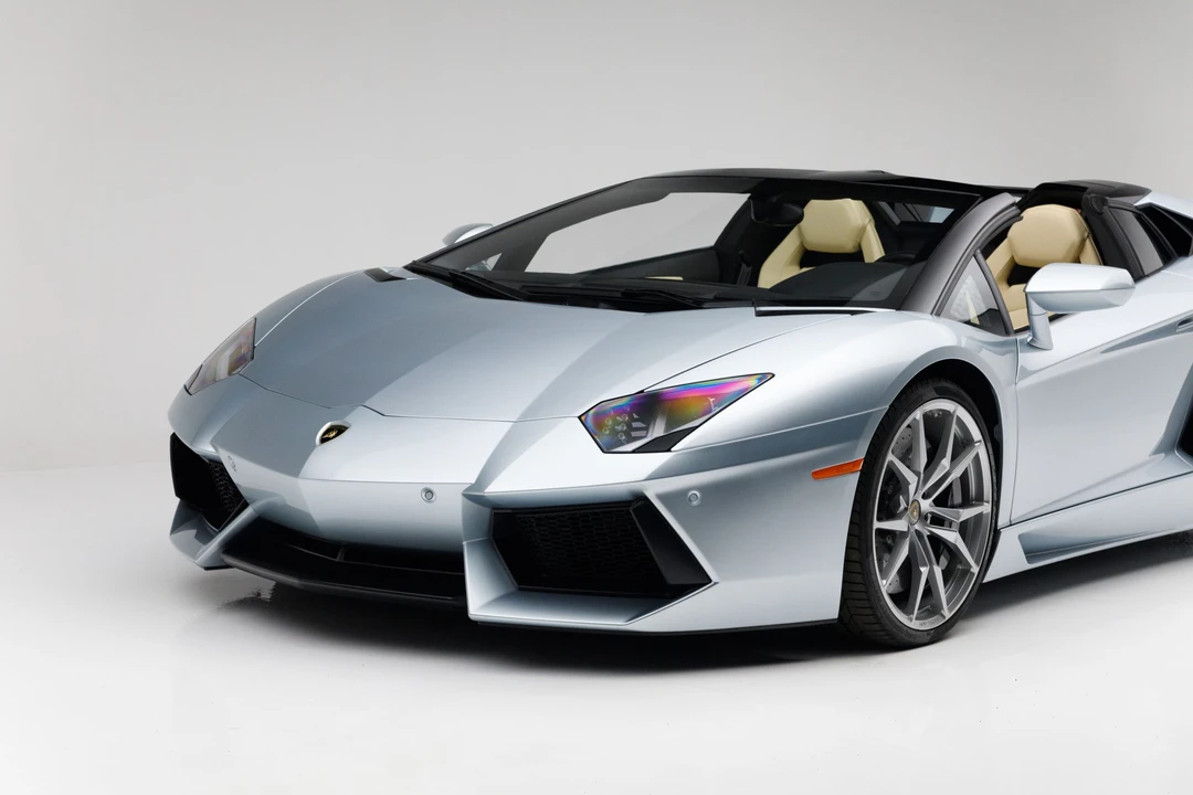 2013 Lamborghini Aventador LP700-4 - Image 26 of 31
