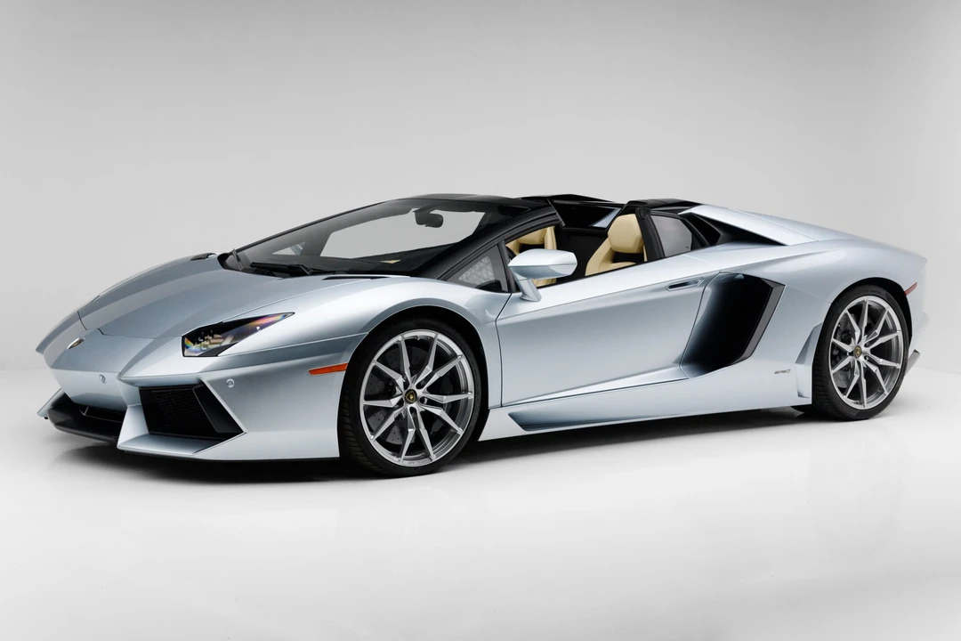 2013 Lamborghini Aventador LP700-4 - Image 15 of 31