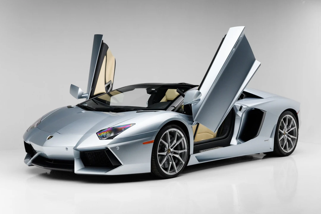 2013 Lamborghini Aventador LP700-4 - Image 13 of 31