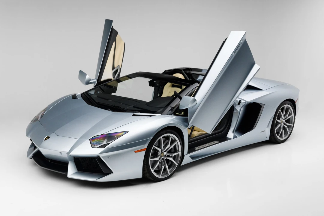2013 Lamborghini Aventador LP700-4 - Image 12 of 31