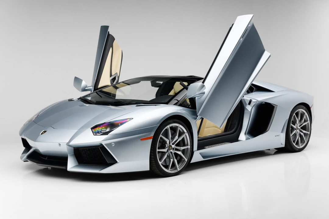 2013 Lamborghini Aventador LP700-4 - Image 14 of 31