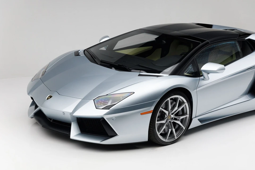 2013 Lamborghini Aventador LP700-4 - Image 24 of 31