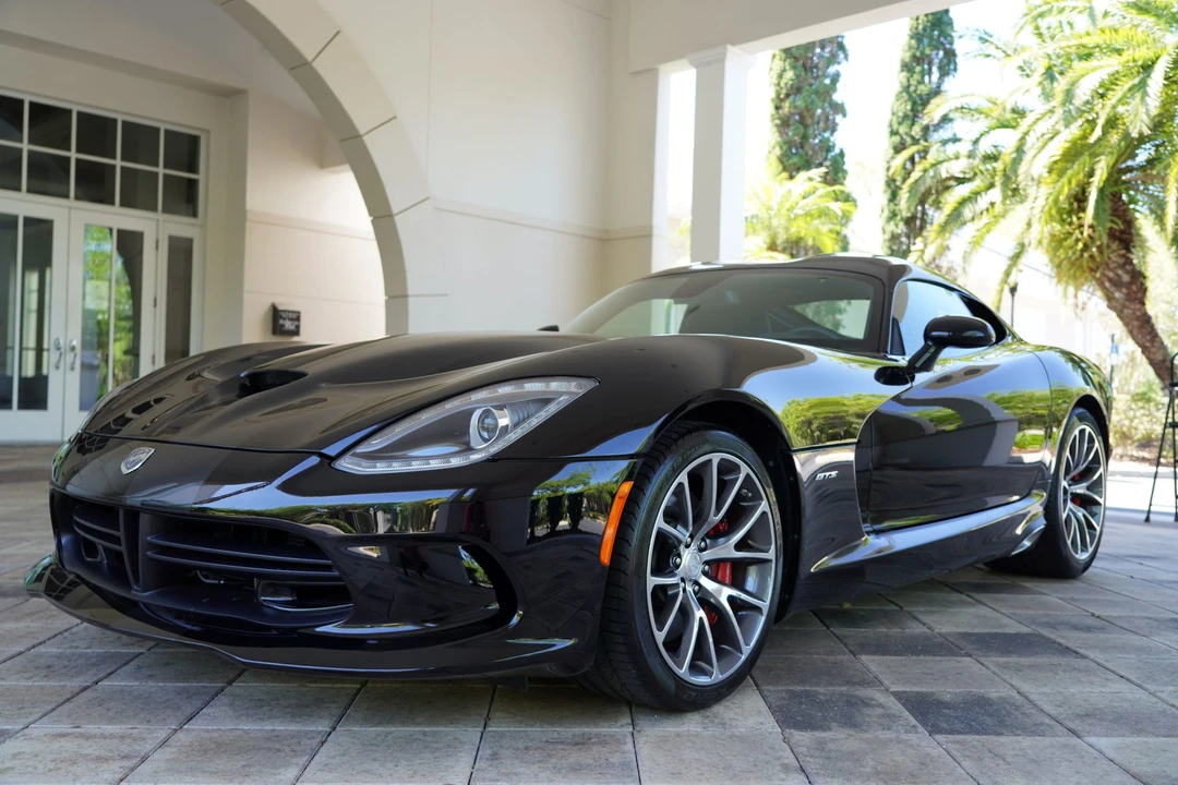 2013 Dodge Viper 5th Gen - Image 3 of 31